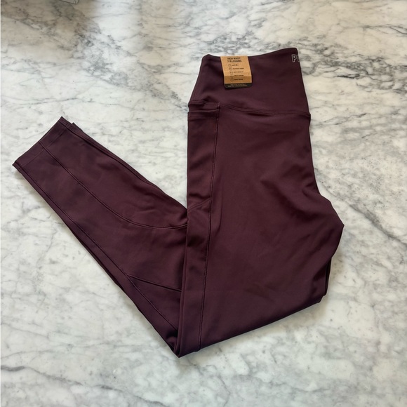 Victoria’s Secret Pink Athletic Leggings BRAND NEW! - Picture 5 of 5